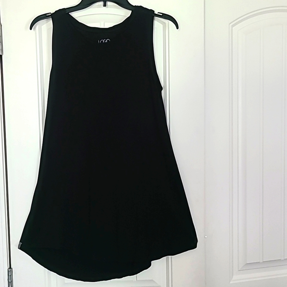 LOGO small black tank top.